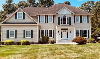 9 Elizabeth Dr, Lincoln, RI 02865