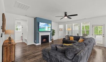 9013 Dupree Meadow Dr, Angier, NC 27501
