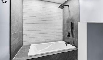 202 Utah St, Athens, AL 35611