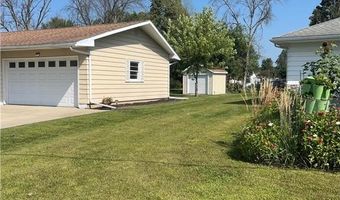 1805 10th Pl NE, Austin, MN 55912