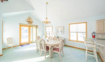 141 8th St, Avalon, NJ 08202