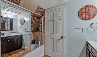 322 16th St, Bedford, IN 47421