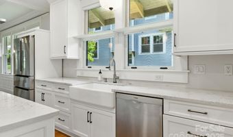 38 Austin Ave, Asheville, NC 28801