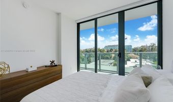 9901 W Bay Harbor Dr 406, Bal Harbour, FL 33154