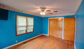 645 Elfgen St, Alton, IL 62002