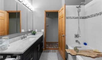 4730 144th St W, Apple Valley, MN 55124