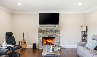 449 Tom Avery Dr, Ball Ground, GA 30107