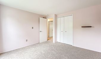 2240 Steeplechase Dr, Ann Arbor, MI 48103