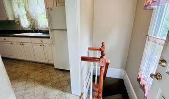 5 Consaul Rd, Albany, NY 12205