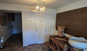 340 E Spring St, Bloomfield, IN 47424