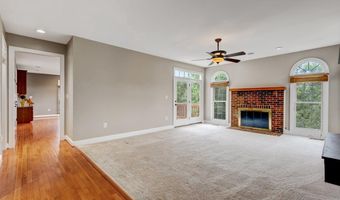 24188 SPRING MEADOW Cir, Aldie, VA 20105