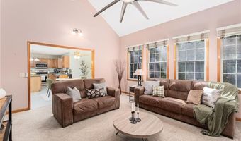 7 Cathedral Ct, Cumberland, RI 02864