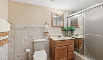 329 E Myrick Ave, Addison, IL 60101