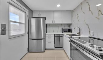 3101 N Country Club Dr 512, Aventura, FL 33180