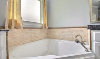 16012 Magnolia Trace Pkwy, Baton Rouge, LA 70817