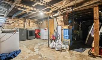 5 Higgins St, Augusta, ME 04330