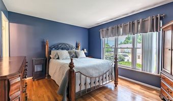 6011 Ranchwood Dr, Affton, MO 63123