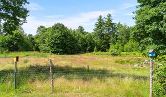 252 Meadowhill Rd, Manchester, ME 04351