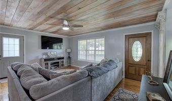 122 Shake Rag Cir NW, Adairsville, GA 30103