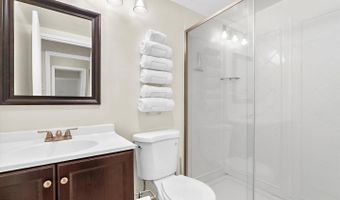 16 SILVERWOOD Cir #2, Annapolis, MD 21403