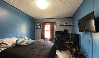 112 S College St, Adams, WI 53910