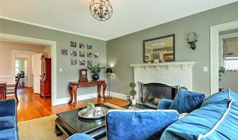 32 Chapin Rd, Barrington, RI 02806