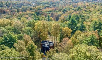 39 Hornbeck Ln, Accord, NY 12404