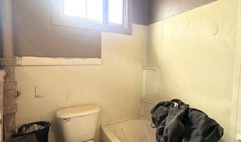 1105 E 4th St, Anaconda, MT 59711