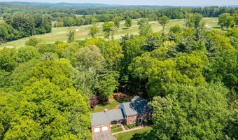 60 Old Wood Rd, Avon, CT 06001