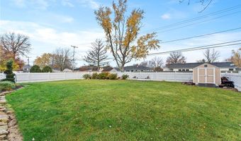 151 Rainbow Dr, Amherst, OH 44001