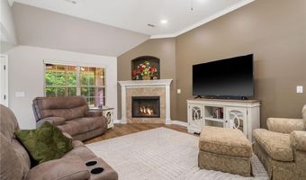 32 Magrath Cir, Bella Vista, AR 72715