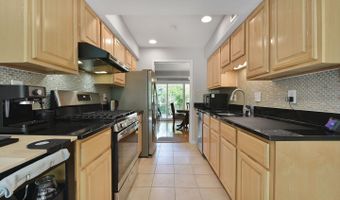 5210 POOKS HILL Rd #C-20, Bethesda, MD 20814