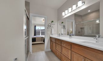 1004 S 46TH St, Springfield, OR 97478