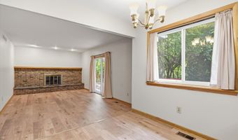 2825 Tuebingen Pkwy, Ann Arbor, MI 48105