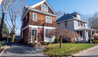 4 Kay Ter, Newport, RI 02840