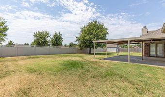 506 Fieldcrest Dr, Chickasha, OK 73018