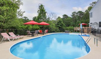 5 Overlook Ct, Bayville, NJ 08721