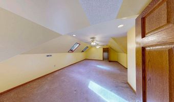 136 Lock Ln, Alum Creek, WV 25003