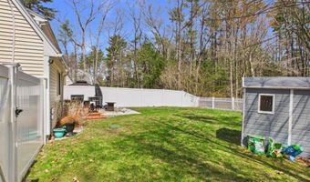19 Deerwood Dr B, Amherst, NH 03031