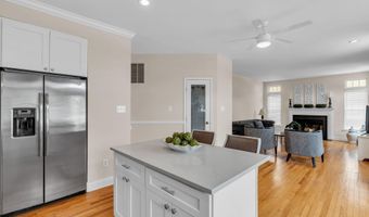 29 Tupelo Rd, Bayville, NJ 08721