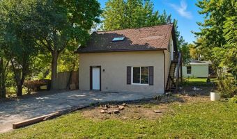 42432 N Lake Ave, Antioch, IL 60002