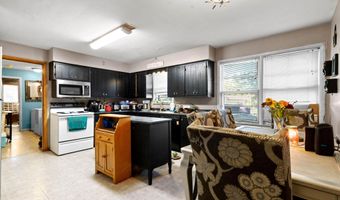 1074 S Avon Ave, Avon, IN 46123