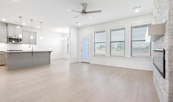7004 Orange Ave, Bentonville, AR 72713