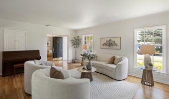 2043 Pepper Dr, Altadena, CA 91001