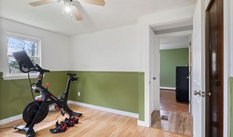 569 Benton Rd, Albion, ME 04910