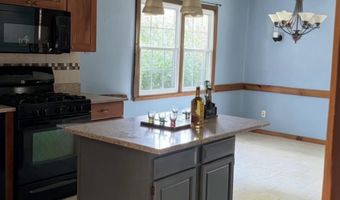 343 Clifton Ave, Bayville, NJ 08721