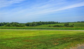 706 Hall Rd, Clay, PA 16001