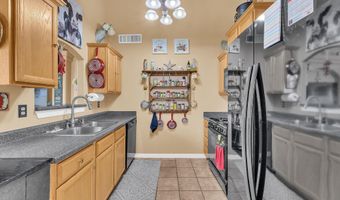 1613 Poplar St, Anthony, TX 79821