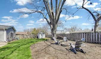 1523 N Patton Ave, Arlington Heights, IL 60004