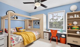 954 Chartrand Dr, Ballwin, MO 63011